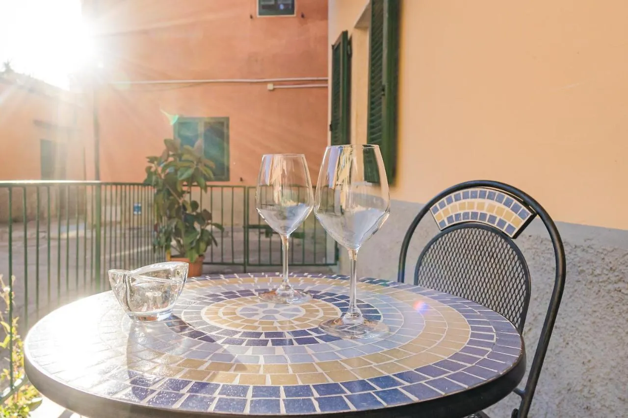 Apartment Suite Alarcon Porto Azzurro Italy